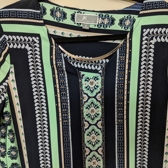 Blouse - Picture 2 of 3